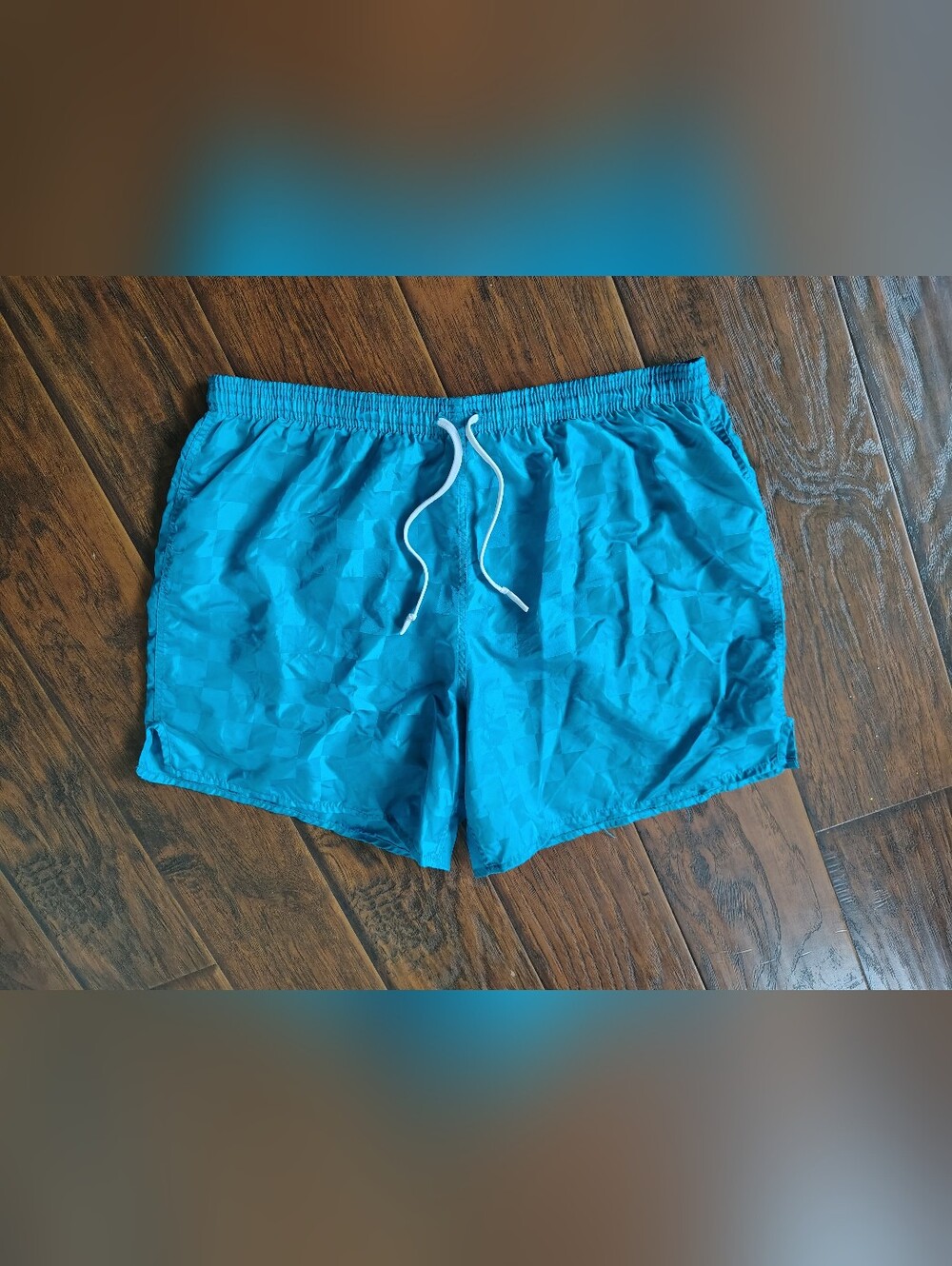 Vintage 90s Umbro checkered athletic windbreaker shorts Size L